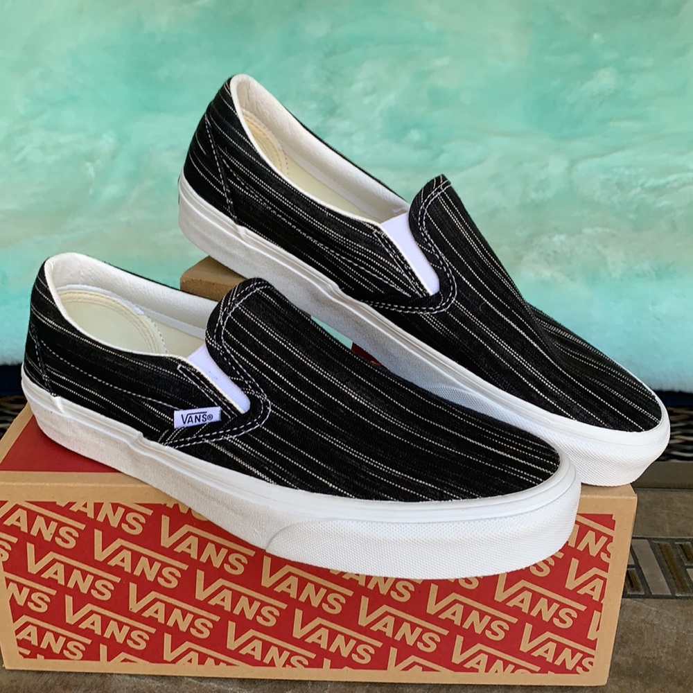 VANS CLASSIC SLIP ON SUITING Black/Stripes Men’s - Picture 5 of 17